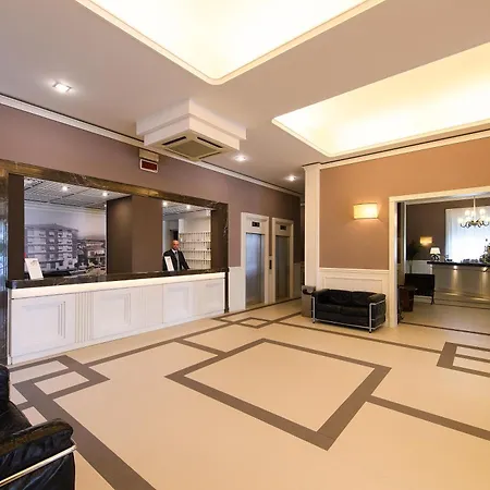 Grand Hotel & Riviera-2