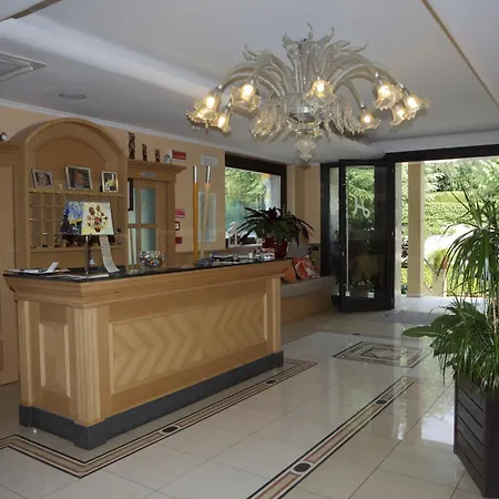 Hotel Fioroni-3
