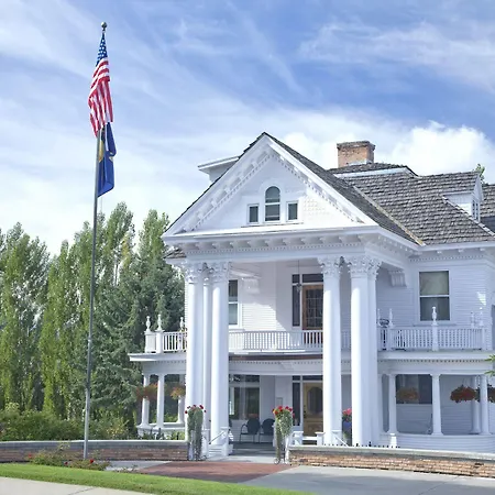 The Gibson Mansion Bed And Breakfast-3