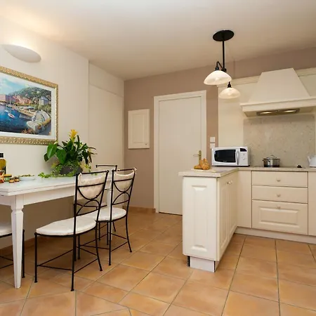 Madame Vacances Domaine du Provence Country Club Service Premium-3
