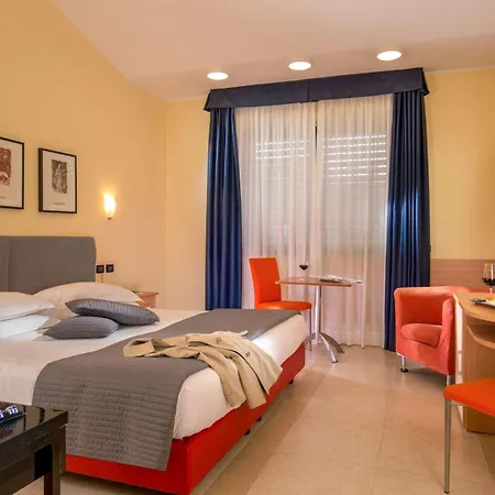 Best Western Blu Hotel Roma-3