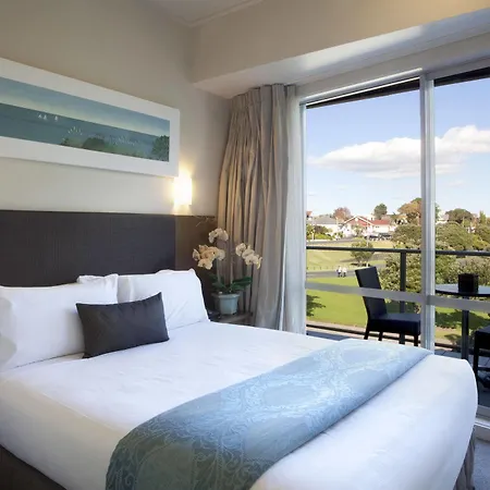 Vr Takapuna-2
