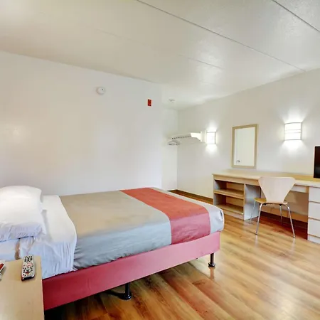 Motel 6-Seekonk, Ma - Providence East-3