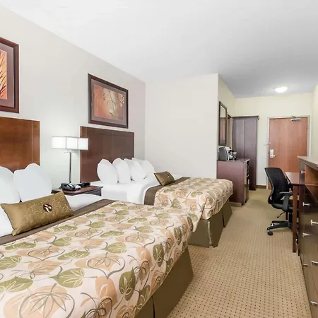 Ramada By Wyndham Olds-3