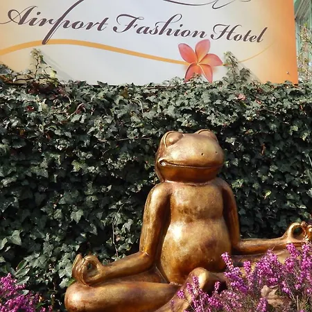Airport Fashion Hotel-3