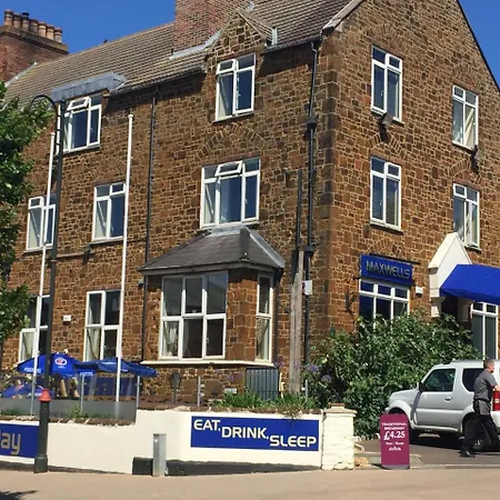 Marine Bar Pub With Rooms-3