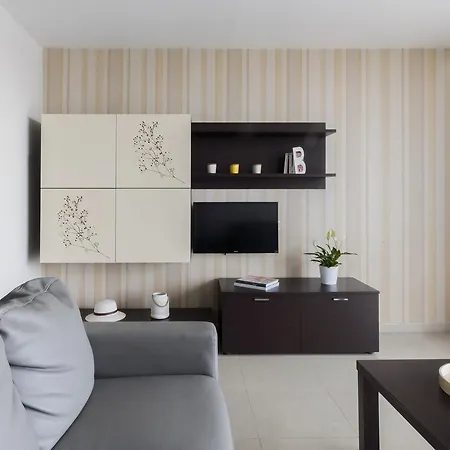 Blubay Apartments By St Hotels-2