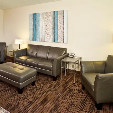 Livinn Hotel St Paul East / Maplewood-2