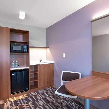 Microtel Inn & Suites By Wyndham Philadelphia Airport Ridley Park-3