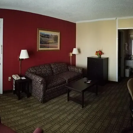 Travelodge By Wyndham Beckley-3