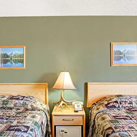 Topaz Lodge-2