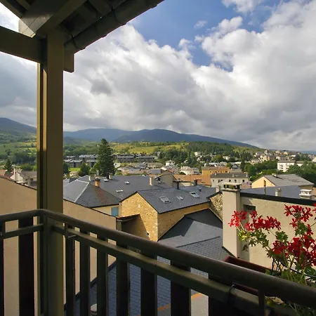 Logis Hotel Restaurant Planes-2