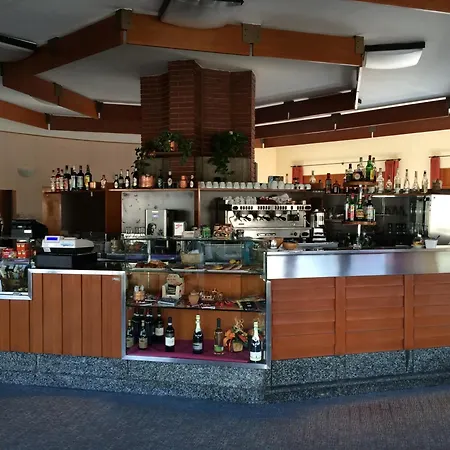 Hotel Aurora-2