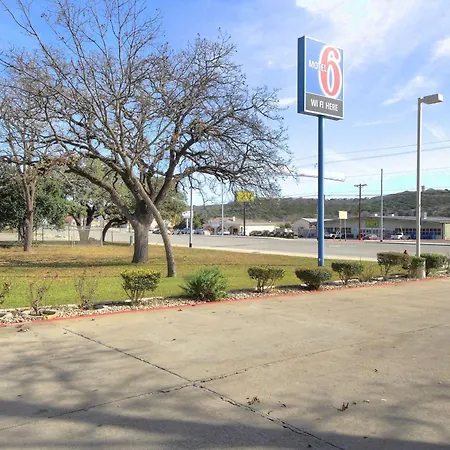 Motel 6-Kerrville, Tx-2