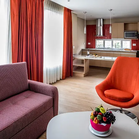 Hotel Plaza Suites-3