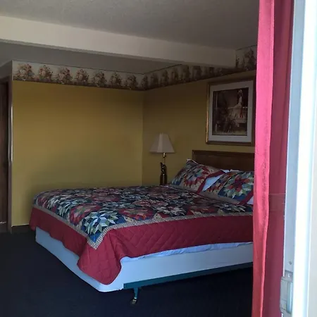 Dogwood Motel-3