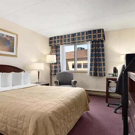 Quality Inn-3