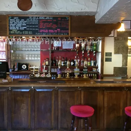Fox And Hounds Starbotton-3