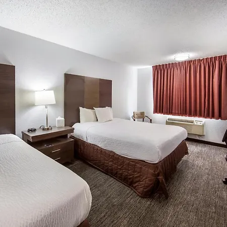 Red Lion Inn & Suites Grants Pass-3