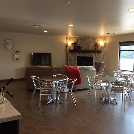 Scenic Shore Inn-3