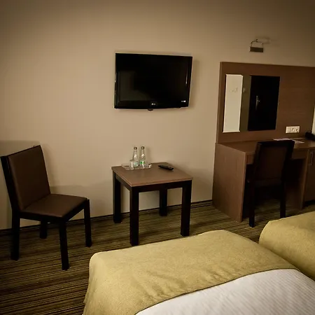 Hotel Pod Debem-2