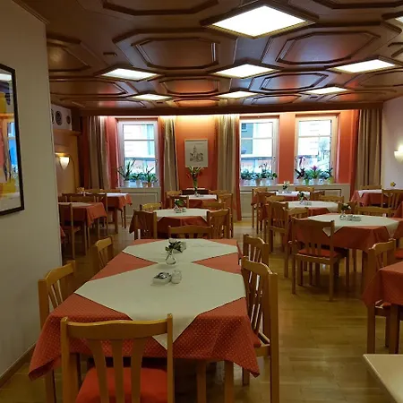 Hotel Am Kuhbogen-3