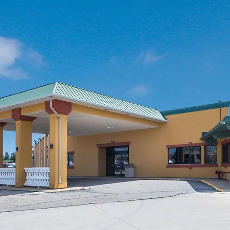 Badlands Inn & Suites-3