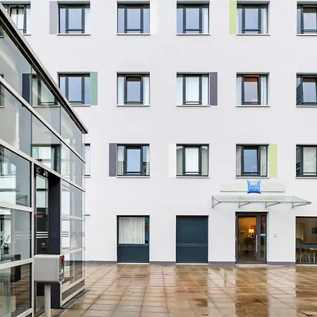Ibis Budget Aachen City-3
