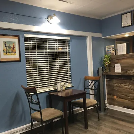 Americas Best Value Inn Ozona-2