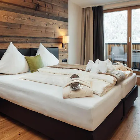 Hotel Garni Alpenjuwel Residenz-3