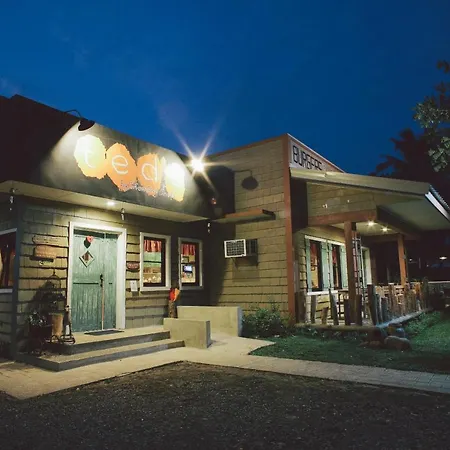 Ted'S Bed And Breakfast-3