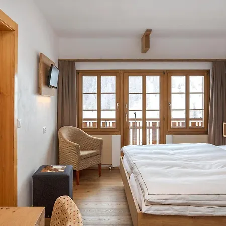 Hotel Edelweiss Blatten Loetschental-2