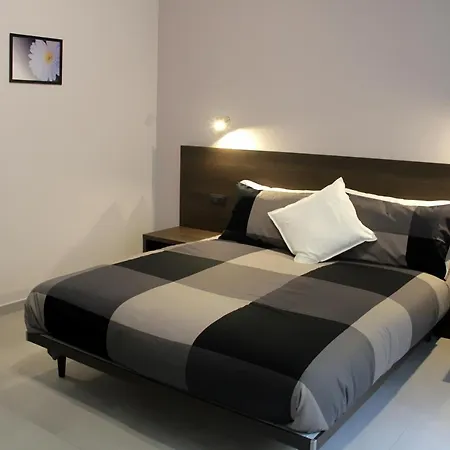 EasyRoom Frosinone - Casello Autostradale-2