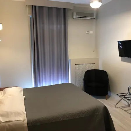 Hotel Frejus-2