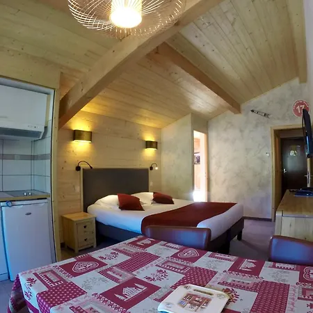 Hotel Les Cotes, Residence Loisirs Et Chalets-3