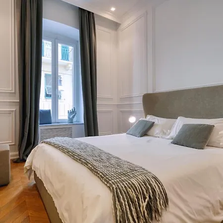 Via Chiodo Luxury Rooms-3
