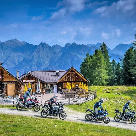 Grizzly Sport & Motorrad Resort-2