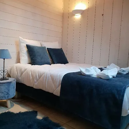 La Baie des Voiles 3 chambres 4 à 6 personnes au bord du lac plage privée-3