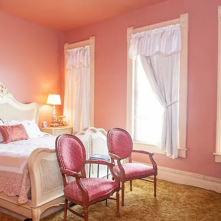 The Historic Wolf Hotel-3