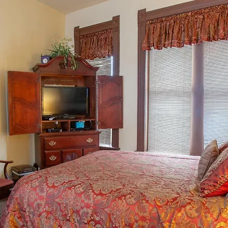 The Historic Wolf Hotel-2