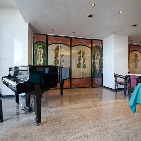 Hotel Diplomat Palace-2