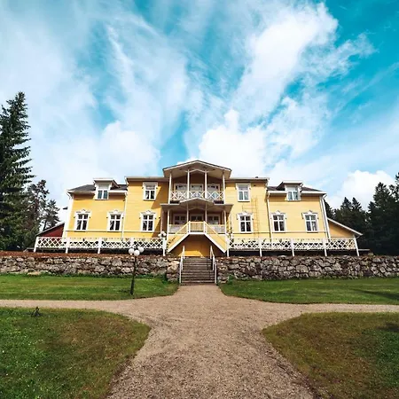 Karolineburg Manor House Hotel-3