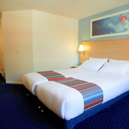 Travelodge Hull South Cave-3