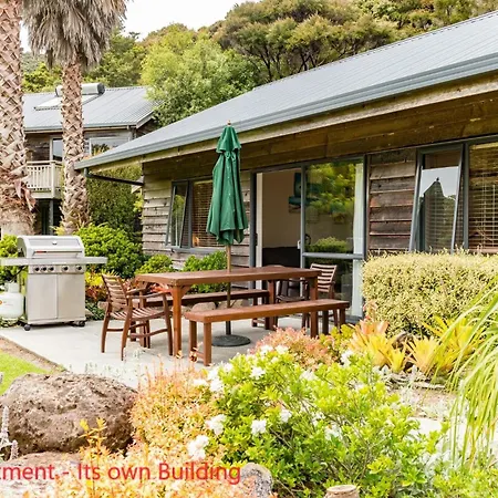 Bay Of Islands Holiday Apartments-3