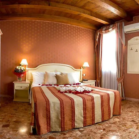 Hotel Conterie-3
