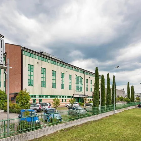 West Point Airport Hotel-2