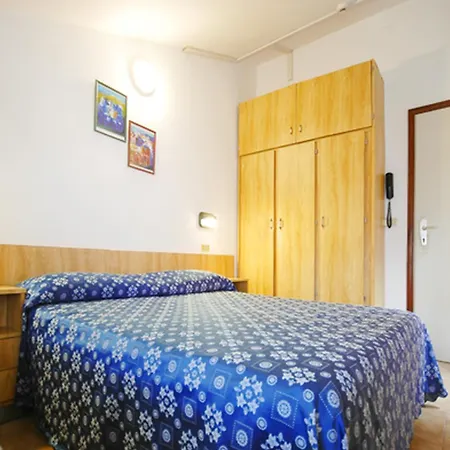 Hotel Marina-3