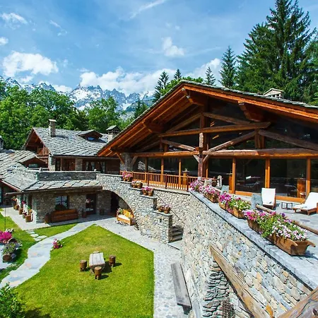 Au Coeur Des Neiges Resort Spa & Free E-Bike-2