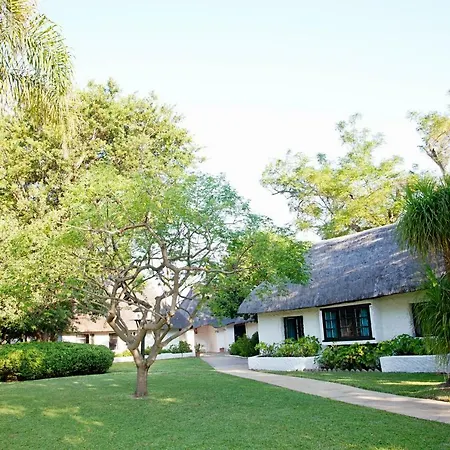 Lalapanzi Hotel & Conference Centre-3