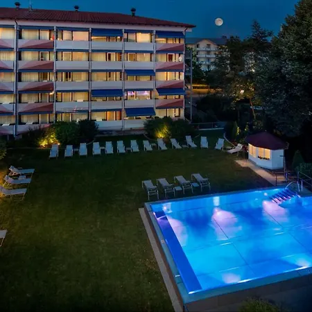 Hotel Schweizer Hof Thermal und Vital Resort-2